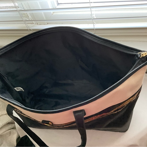 BLACK UNIVERSAL TYPE BAG - Picture 4 of 5